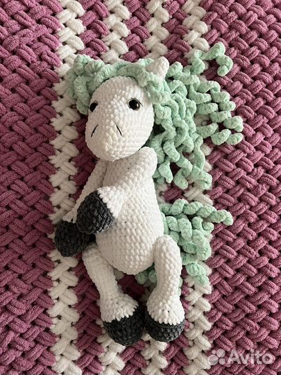 Вязаные игрушки единорог