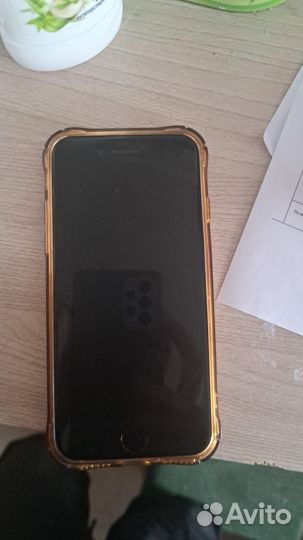 iPhone SE (2020), 64 ГБ