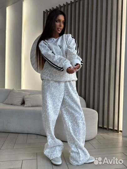 Спортивный костюм Zolotova Boutique