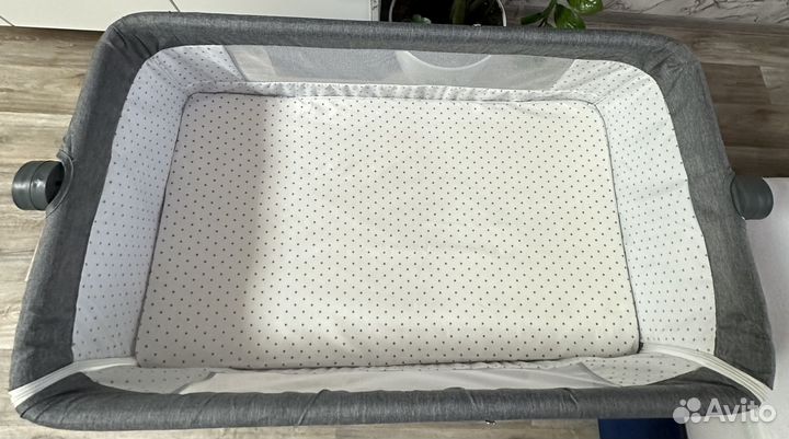 Детская мобильная кроватка