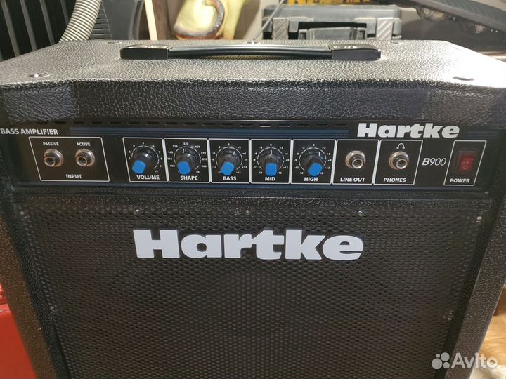 Басовый американский кабинет Hartke B900