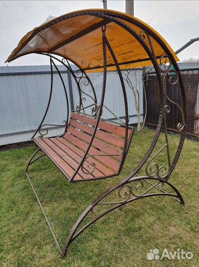 Садовые качели кованные Новые