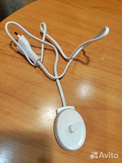 Зубная щётка Oral-B pro 1