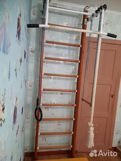 Детская спортивная шведская стенка деревянная