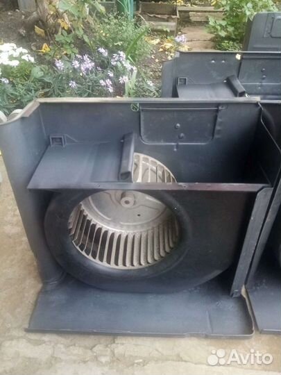 Вентилятор радиальный (улитка). 220в, 900кубов в ч