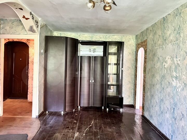 2-к. квартира, 41 м², 1/3 эт.