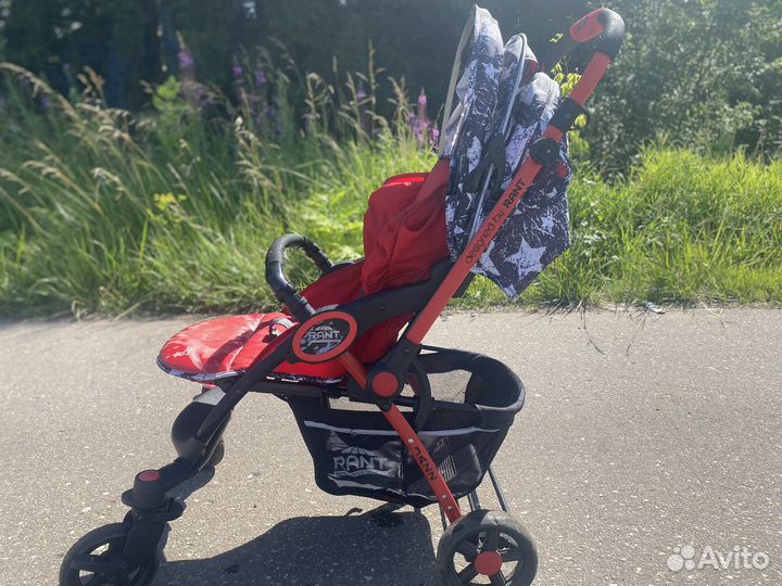 Прогулочная коляска
