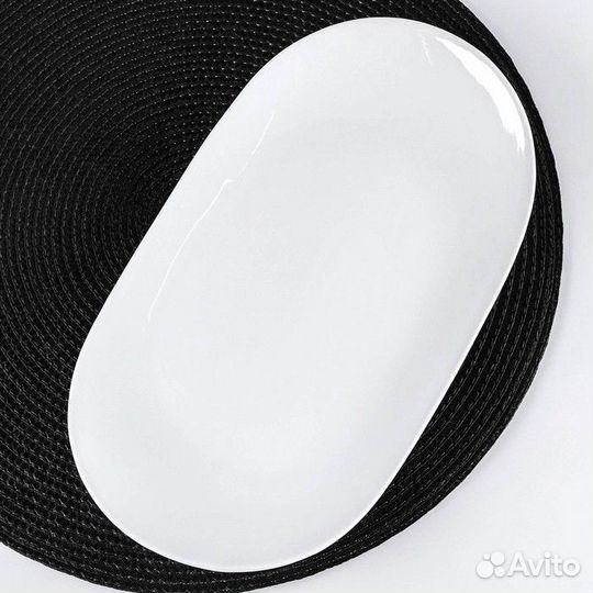 Блюдо фарфоровое овальное Wilmax, 2816 см, цвет бе