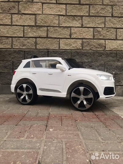 Электромобиль