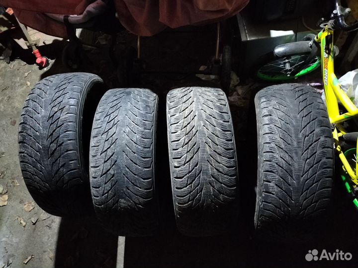 Nokian Tyres Hakkapeliitta R2 215/55 R16 97R