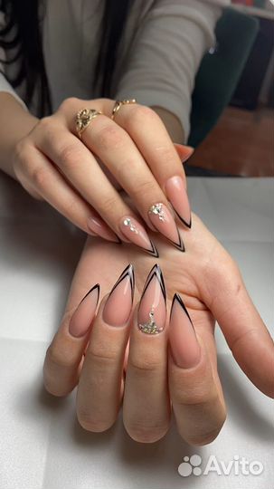 Наращивание ногтей