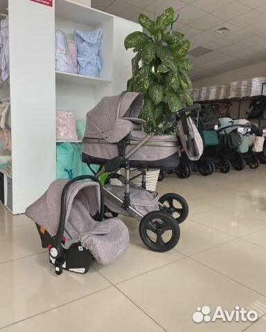 Коляска-трансформер 3 в 1 Luxmom 555 коралловый