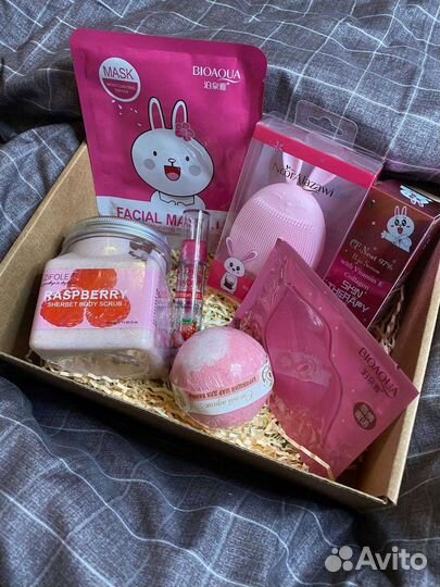 Подарочный бокс с корейск