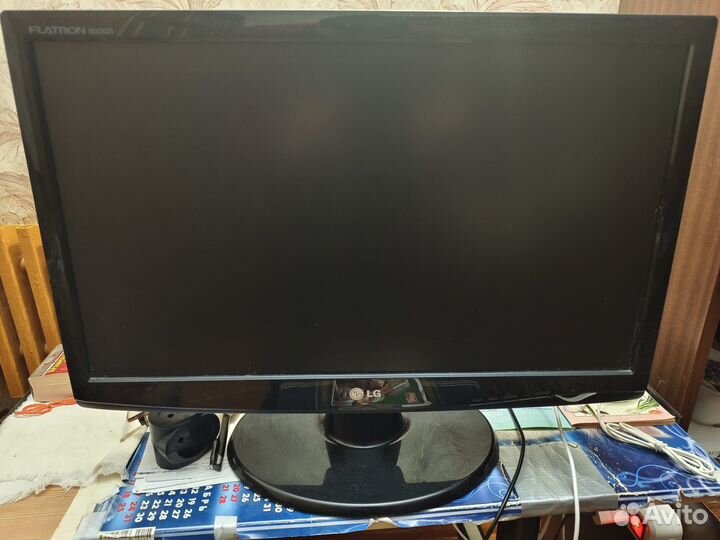 Lg flatron w2243s