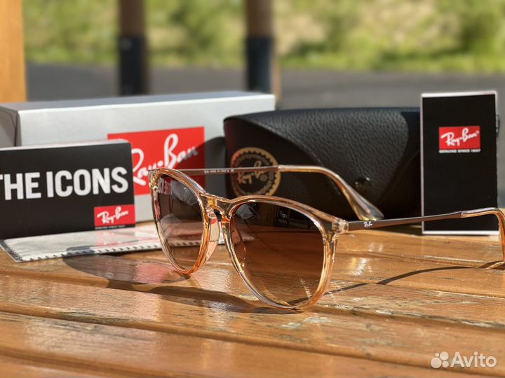 Солнцезащитные очки Ray-Ban RB-4171 Erika