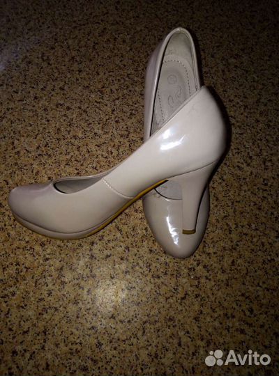 Продам туфли