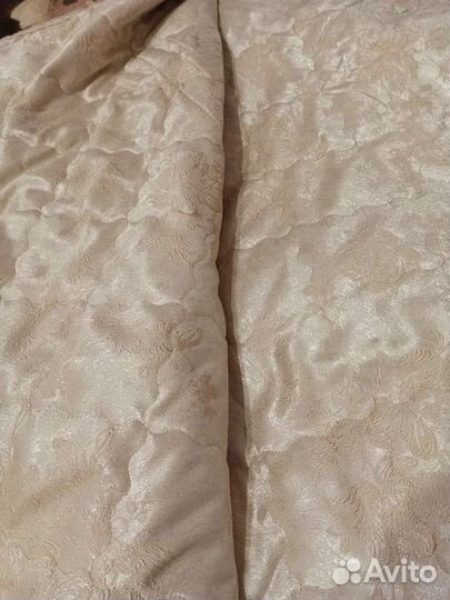 Покрывало на кровать новое