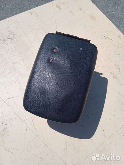 Бардачок подлокотник Opel omega b омега б