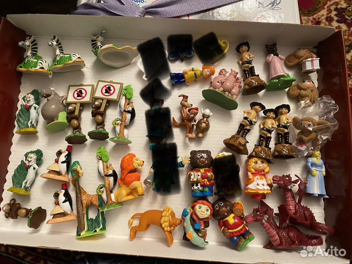 Киндер сюрприз Мадагаскар Шрэк Простоквашино