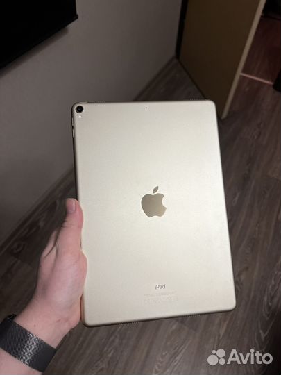 iPad Pro 10,5 на 256 гб