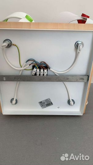 Продам люстру