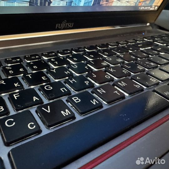 Японский Fujitsu i5 8Gb