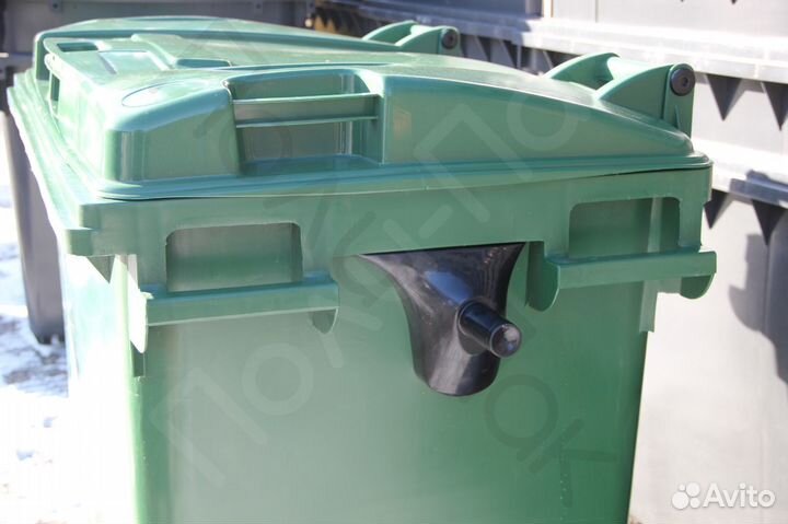 Мусорный пластиковый бак 660л R6107