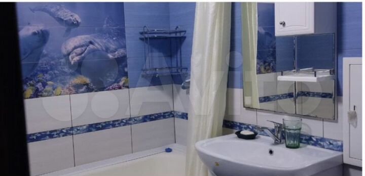 2-к. квартира, 50 м², 3/3 эт.