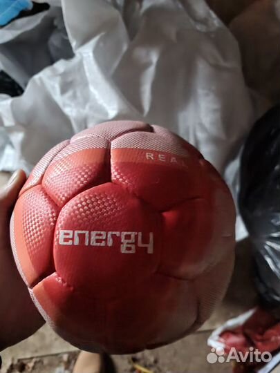 Мячи для футбола и баскетбола