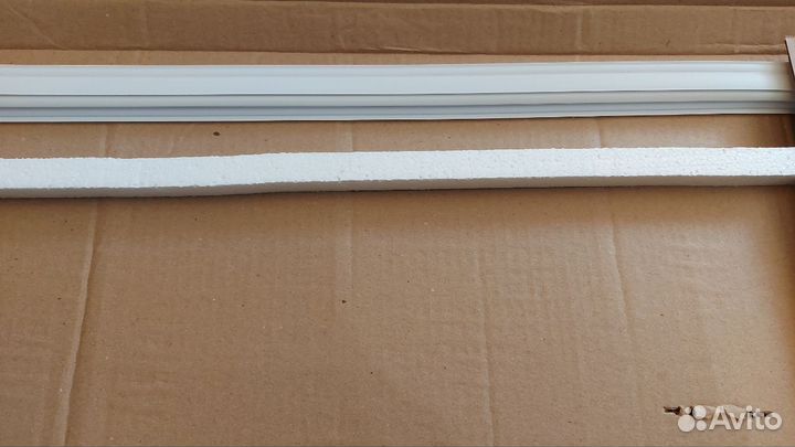 Уплотнитель морозильной камеры Indesit 570x650 мм