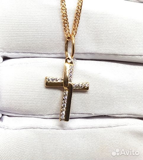 Золотая подвеска с камнем