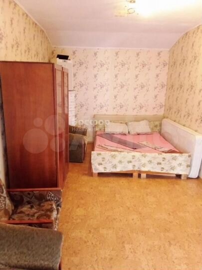 2-к. квартира, 52 м², 3/3 эт.