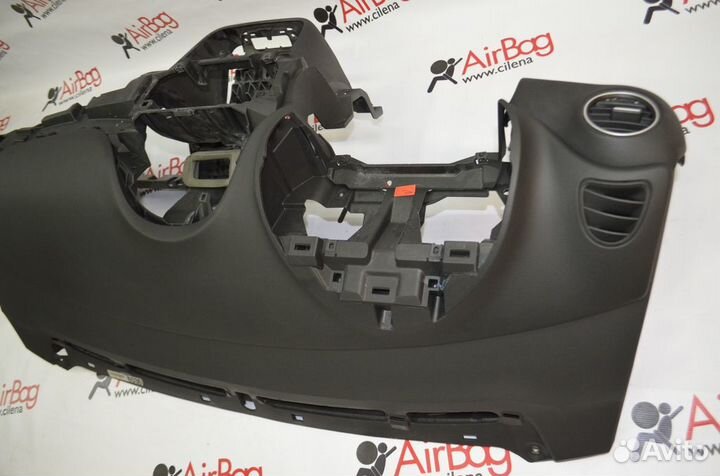 Торпедо панель приборов Fiat Punto