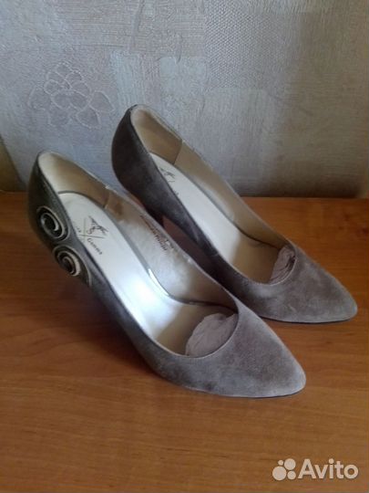 Туфли замшевые, женские
