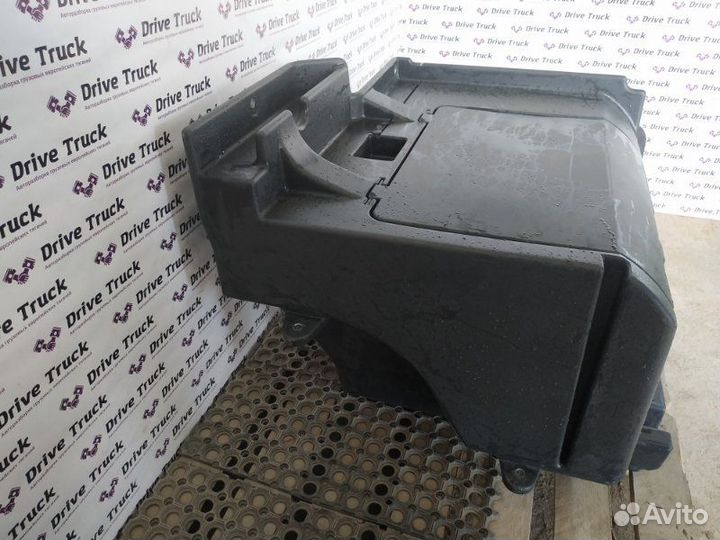 Инструментальный ящик левый Man Tga 18.430 D2066