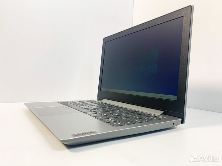 Ноутбук Lenovo Athlon 3020e/4Gb/SSD 128Gb