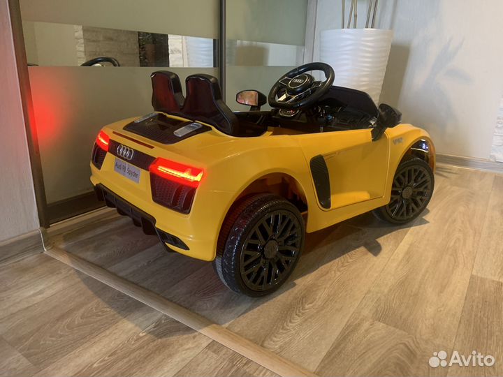 Электромобиль