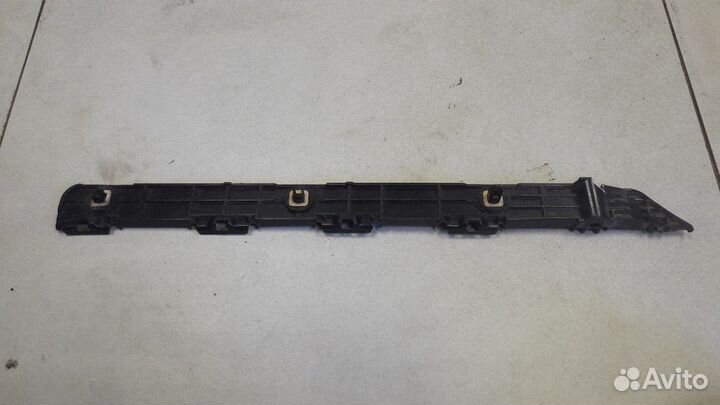 Кронштейн заднего бампера задние правый