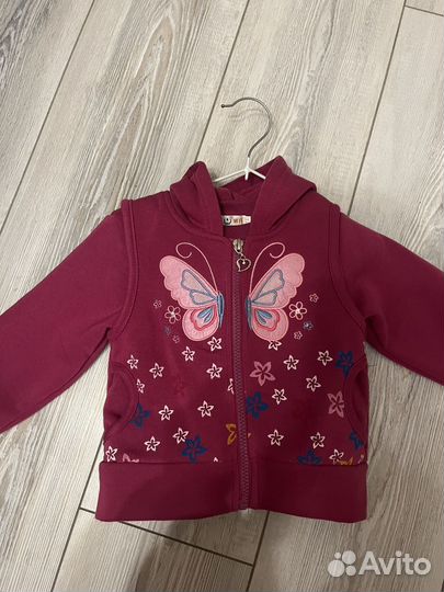 Новый костюм тройка для девочки 80