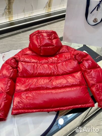 Пуховик moncler