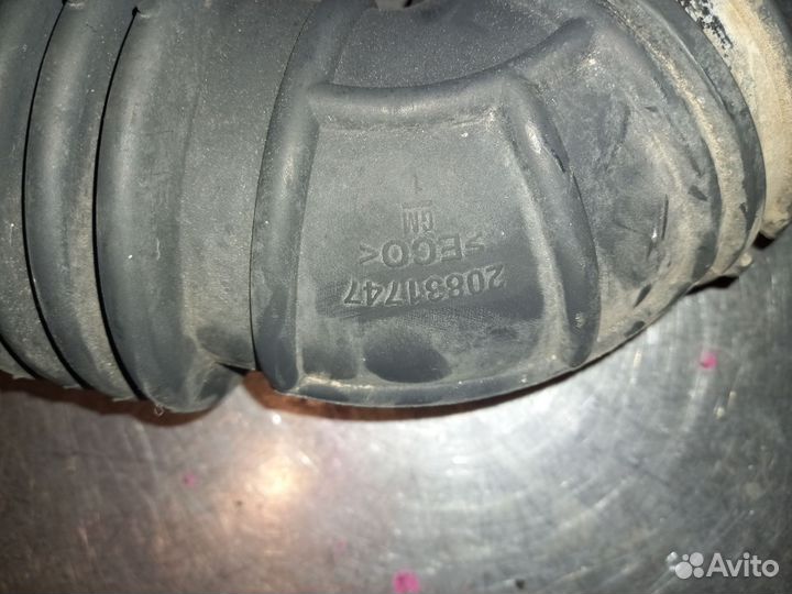 Патрубок воздушного фильтра Opel Antara