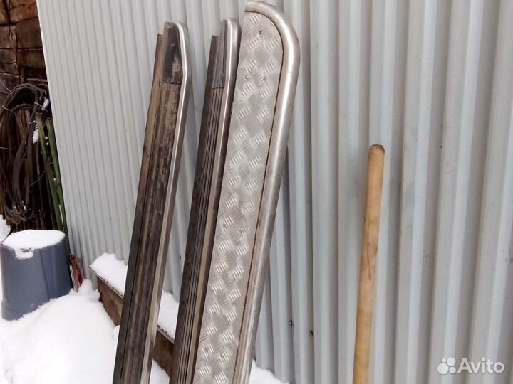 Пороги на внедорожник универсал