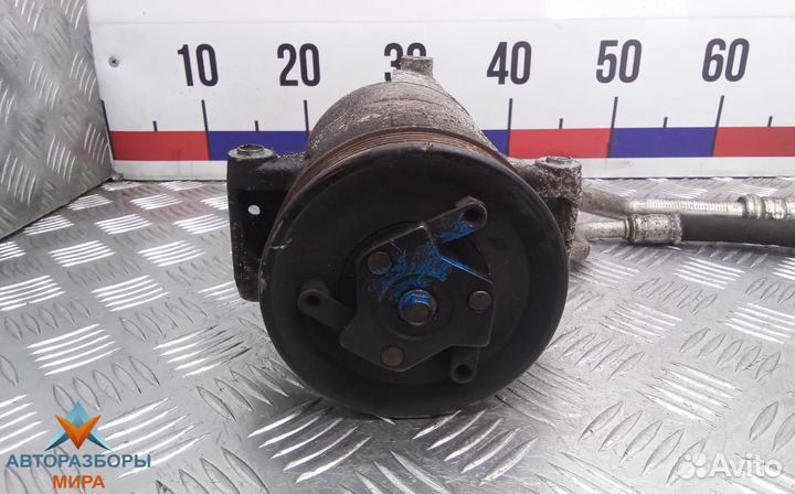 Компрессор кондиционера Skoda Octavia 3 (A7) 2014