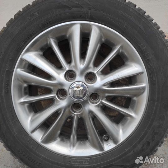 R16 Blackhawk Ice Prey HW06 215/60, PCD 5x100 DIA 55