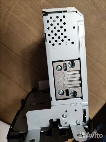 Штатная магнитола на Renault Duster