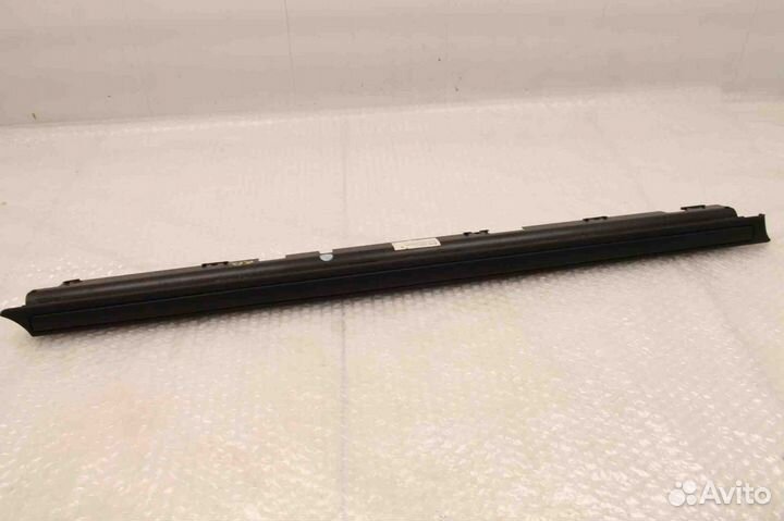 Шторка задней двери правая Audi A8 D3 4E