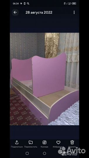 Детская кровать, столик и тумбы