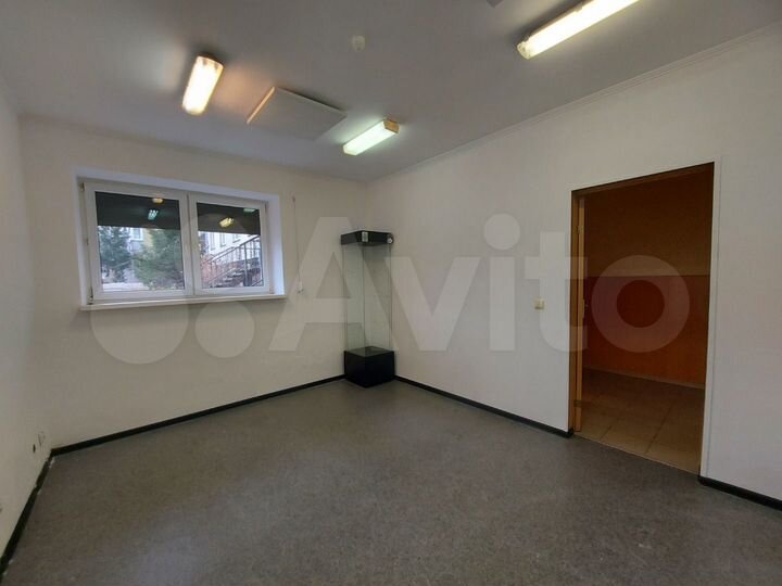 Сдается офис, 54 кв.м., 1/9 эт