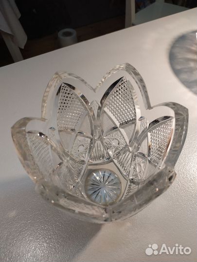 Хрустальная ваза