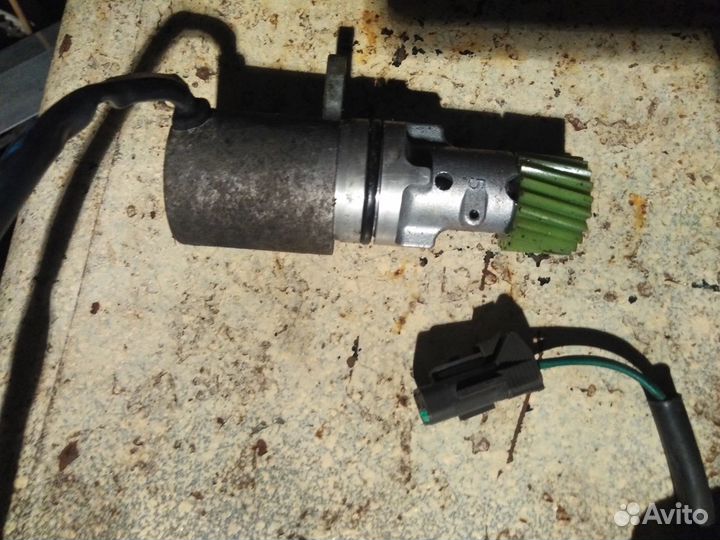 Датчик скорости,датчик оборотов АКПП w30 nissan la